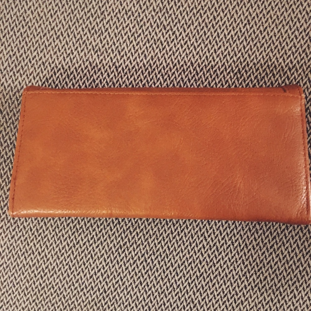 Target Cognac Wallet - Picture 2 of 6